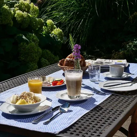 Hotel Garni Christl 3*